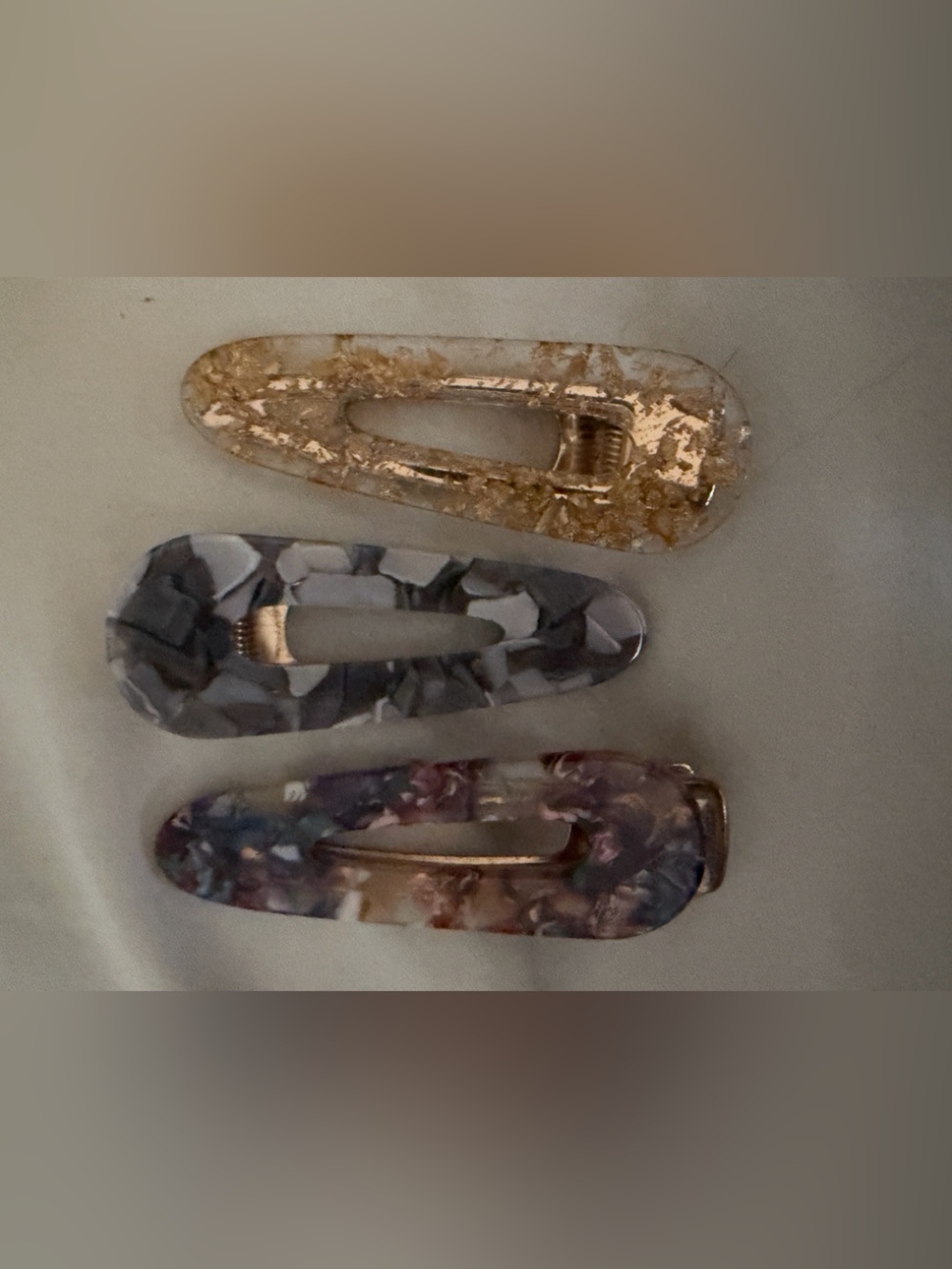 Resin Hair Clip Set - 3 Pack NWOT 3”